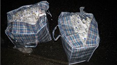 Celníci v odlo�ených ta�kách objevili cigarety zna�ky Classic s ukrajinskými