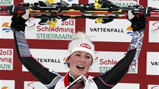 árka Záhrobská si ve slalomo dojela pro osmé místo, kdy po prvním kole poskoila o ti píky.