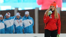 Gabriela Soukalová zpívá po skonení biatlonového mistrovství svta v Novém...
