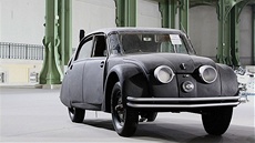 Tatra 77 na aukci spolenosti Bonhams v Paíi v roce 2013