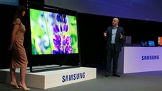 Televize Samsung S9 s rozlišením 4K a úhlopříčkou 85 palců.