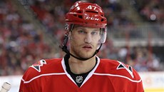 Michal Jordán má za sebou v dresu Caroliny premiéru v NHL.