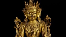 Oltání socha bódhisattvy Kuan-jin se loni na drab Aukního domu Zezula