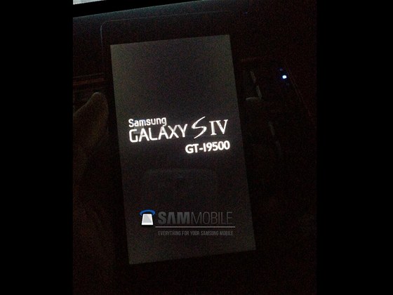 Údajný snímek pipravovaného Samsungu Galaxy S IV