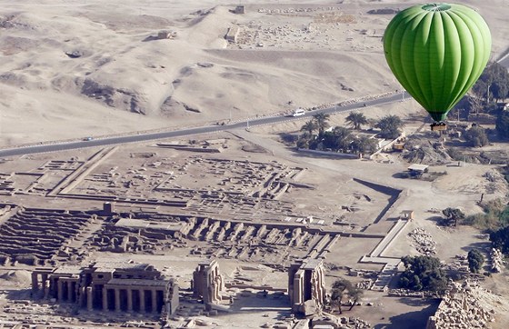 Vyhlídkové lety nad egyptskými památkami jsou velmi oblíbené, bezpenostní
