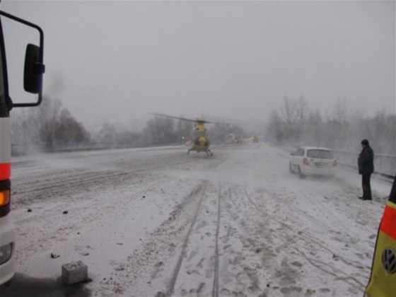 Tragická nehoda u Nového Jiína (22. února 2013)