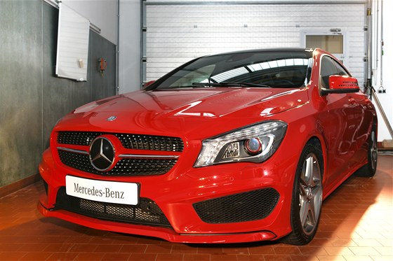 Mercedes-Benz CLA