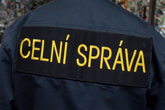 Celníky udal asijský obchodník na policii v Plzni. Ilustrační snímek