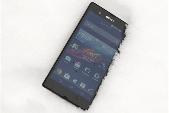 Souasným nejvybavenjím smartphonem od Sony je model Xperia Z.