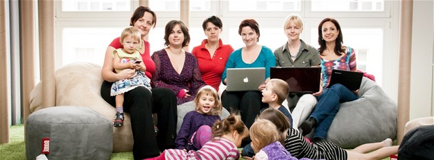 Ženy spojené s projektem Baby Office.