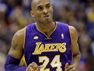 Hvzda Los Angeles Lakers. Kobe Bryant nastílel Dallasu 38 bod.
