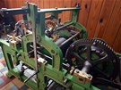 Zrestaurovaný vní hodinový stroj kraslické firmy Kohlert, který do roku 1980