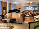 Interiér jednoho z luxusních bungalov hotelu The Beverly Hills