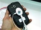 Kyocera Torque - odolný smartphone bez sluchátka