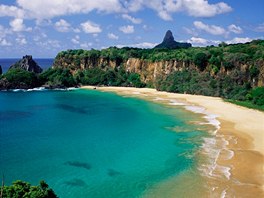 4. Plá Baia dó Sancho, Fernando de Noronha, Brazílie. Zátoka je vyhláená...