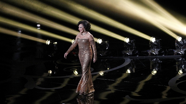 Oscar 2013 - Shirley Bassey