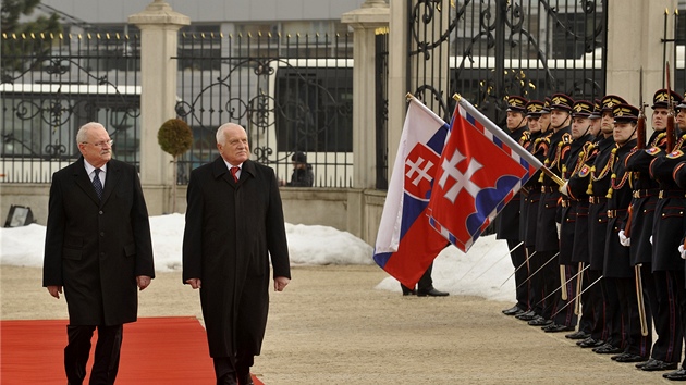 Vclav Klaus na oficiln nvtv Slovenska, kam 26. nora zavtal na svou posledn zahranin cestu ve funkci hlavy sttu.