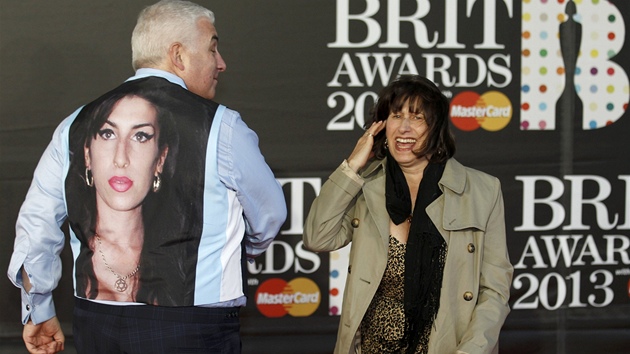 Rodie Amy Winehouse pili na Brit Awards.