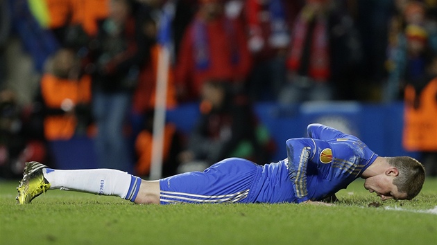 NEŠŤASTNÝ ÚTOČNÍK. Fernando Torres z Chelsea měl proti Spartě šanci, ale nedal.