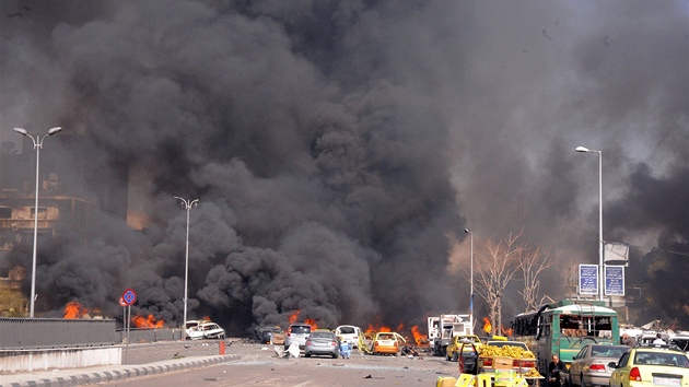 Centrum Damaku zahalil po explozch hust dm. 