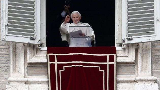 Pape Benedikt XVI. naposledy pronesl ped vcmi modlitbu Andl Pn. 