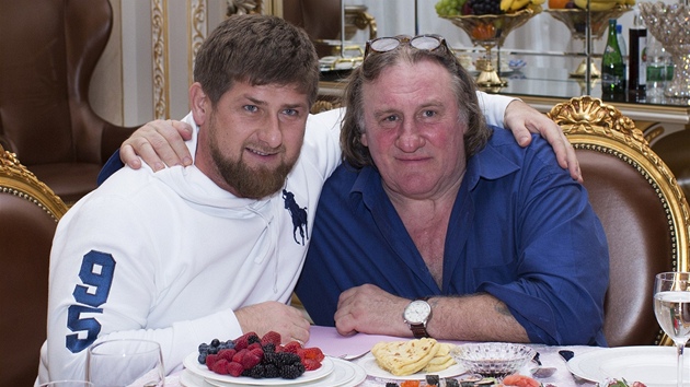 eensk prezident Ramzan Kadyrov a Grard Depardieu (Groznyj, 25. nora 2013)