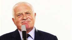Václav Klaus p�i k�tu své nové knihy My, Evropa a sv�t. (20. února 2013) 