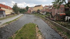 Pohled na Vltavu v eském Krumlov se po úpravách eky zmnil.