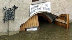 Pohled na Vltavu v eském Krumlov se po úpravách eky zmnil.