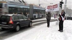 idii troubili proti rudým