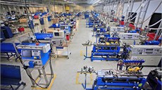 Za n�kolik m�síc� firma v Ok�í�kách na T�ebí�sku postavila dal�í výrobní halu,
