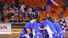 Hrá�ky a fanou�ci basketbalového Trutnova.