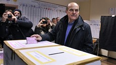 Demokratická strana Pier Luigiho Bersaniho má velkou �anci ve volbách zvít�zit. 