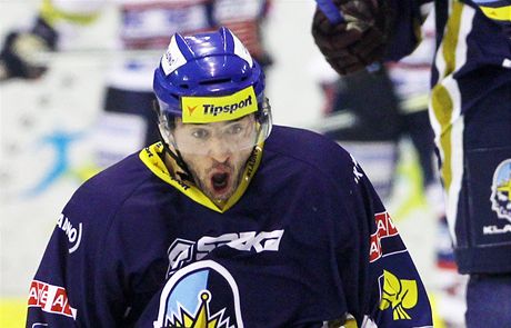 Lotyský hokejista Koba Jass kleí vloni válel za Kladno. V pítí sezon u bude nastupovat za Liberec.
