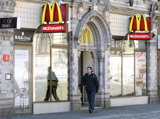 McDonald's ped libereckou radnicí sídlil u od roku 1993.