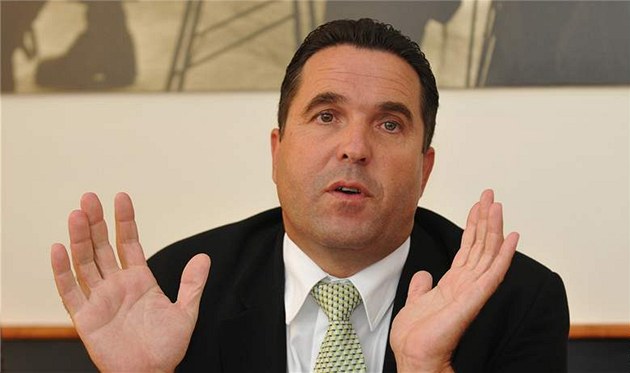 Exsenátor za padělaný podpis na kandidátce zaplatil 50 tisíc, uvedl soud