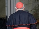 Ve Vatikánu se také v pondlí poprvé sela takzvaná generální kongregace....