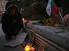 Tichá pieta za bulharského mladíka Plamena Goranova, který se upálil na protest