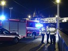 idi na Mánesov most v Praze narazil do chodc (5. bezna 2013)