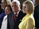 Kateina Zemanová na inauguraci svého otce prezidentem zvýraznila kontrastním...