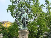 Národní styl ovlivnil sochae pi tvorb pomníku Svatopluka echa.