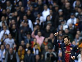 Lionel Messi z Barcelony se raduje ze vsteleného gólu.
