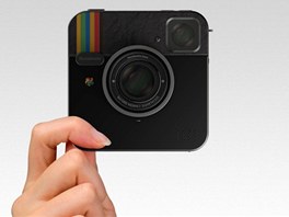 Polaroid se vrací s fotoaparátem Instagram se zabudovanou tiskárnou -  iDNES.cz