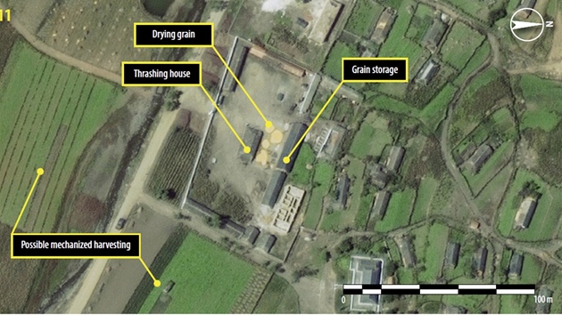 Satelitn fotografie severokorejskho koncentrku v dol choma-Pong v letech 2008 a 2011 (pro srovnn fotografii rozkliknte)