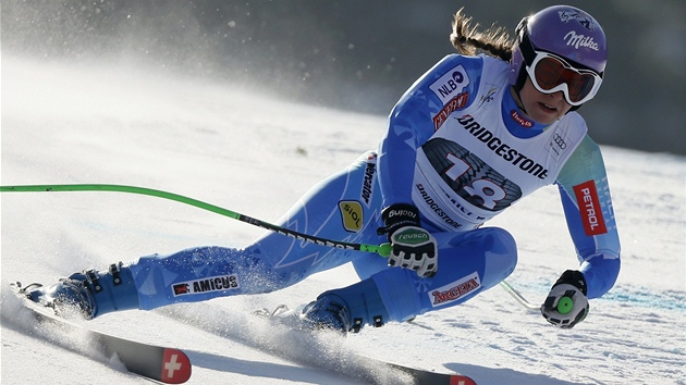 NEJRYCHLEJ JZDA. Tina Mazeov si jede pro vtzstv ve sjezdu Svtovho pohru v Garmisch-Partenkirchen.