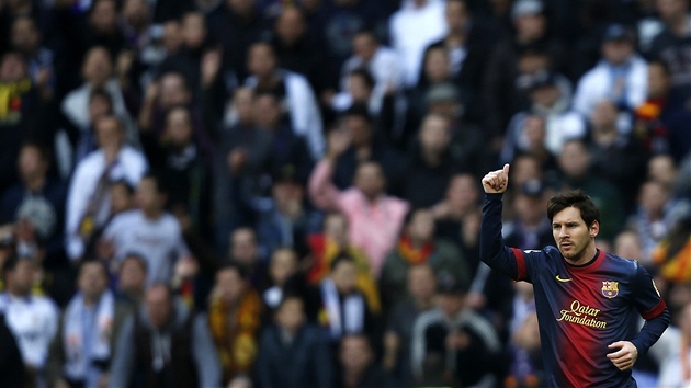 Lionel Messi z Barcelony se raduje ze vstelenho glu.