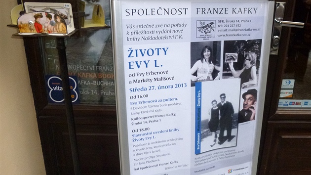 Fotografie ze slavnostnho pedstaven knihy ivoty Evy L., kter se uskutenilo v praskm Centru Franze Kafky.