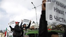 V Bulharsku opt protestovaly desítky tisíc lidí. (3. bezna 2013)