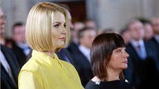 Dcera Kateina a manelka Ivana sledují prezidentskou inauguraci Miloe Zemana