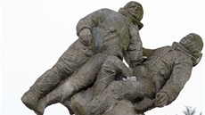 Nejbizarnější sochou v Plzeňském kraji čtenáři zvolili přeštické vepříky.